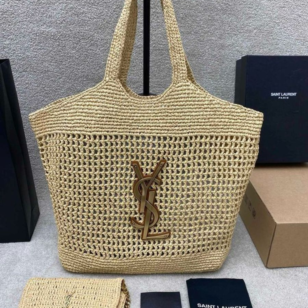 ICARE BAG MADE OF RAFFIA