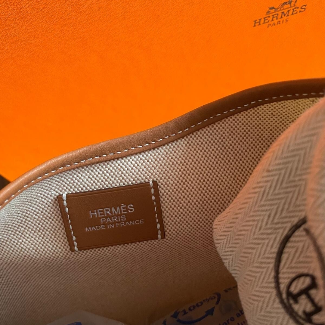 SMALL SADDLE BAG MADE OF FABRIC AND LEATHER BY HERMÈS