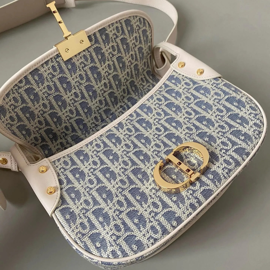 DIOR 30 MONTAIGNE MEDIUM BAG