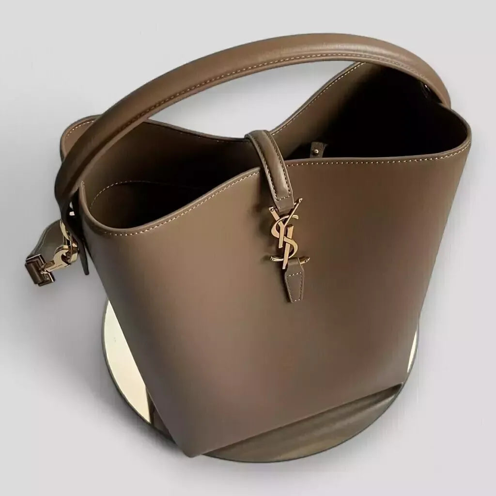 SAINT LAURENT LE 37 BUCKET BAG IN SHINY LEATHER